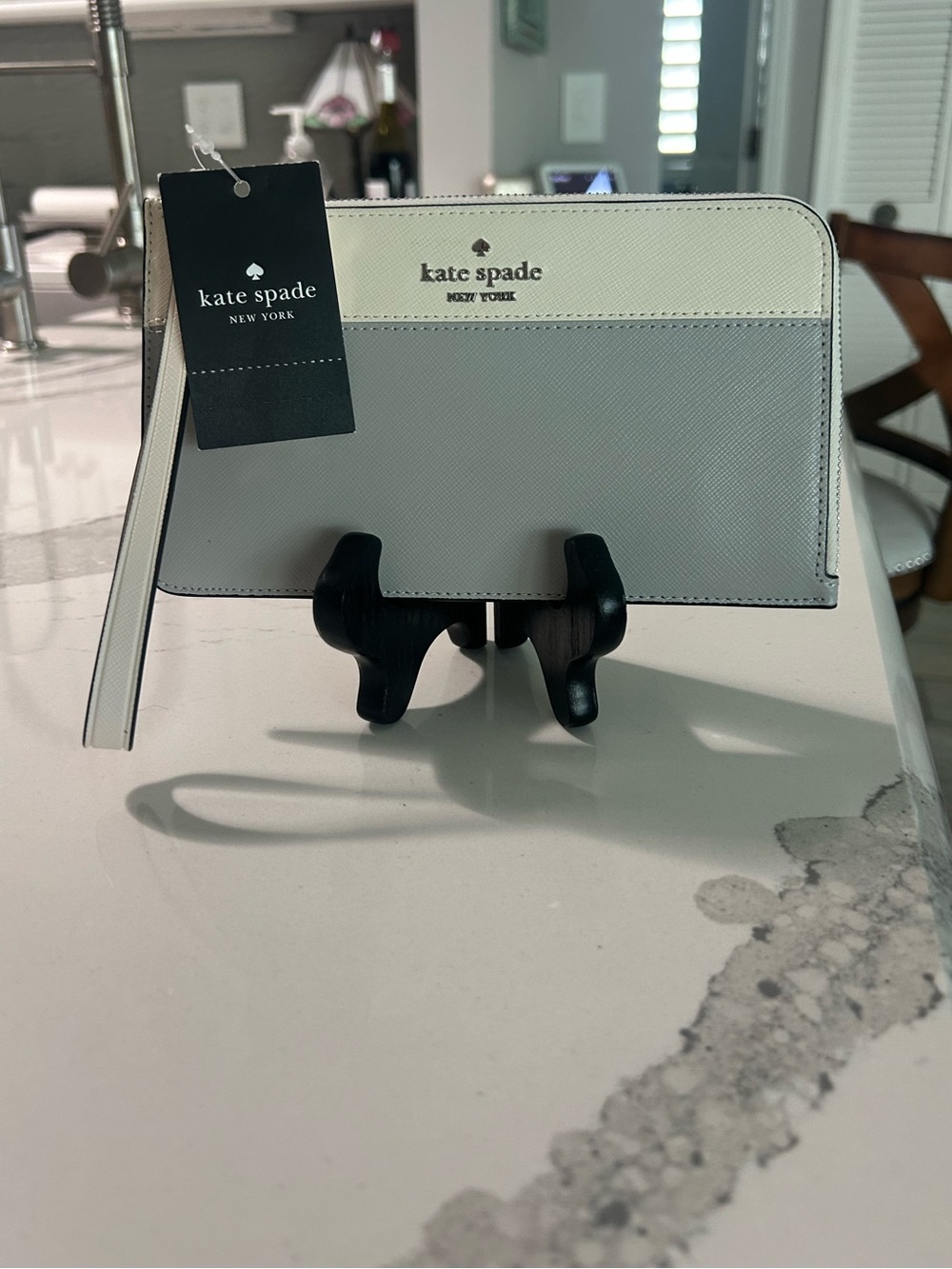 NWT Kate Spade Lucy Medium Zip Wristlet Colorblock Soft Platinum Gray